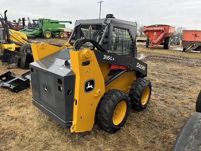 Image of John Deere 316 equipment image 4