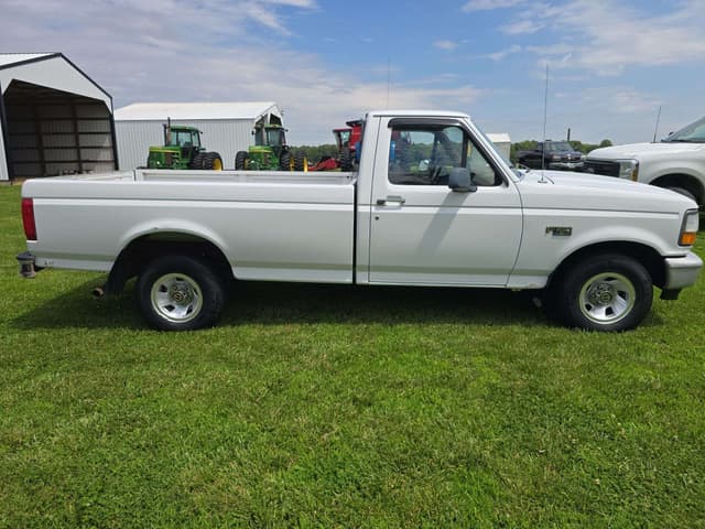 Image of Ford F-150 equipment image 3