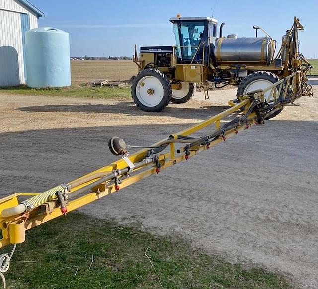 Image of Ag-Chem RoGator 854 equipment image 1