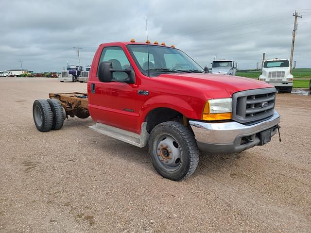 Image of Ford F-550 equipment image 1