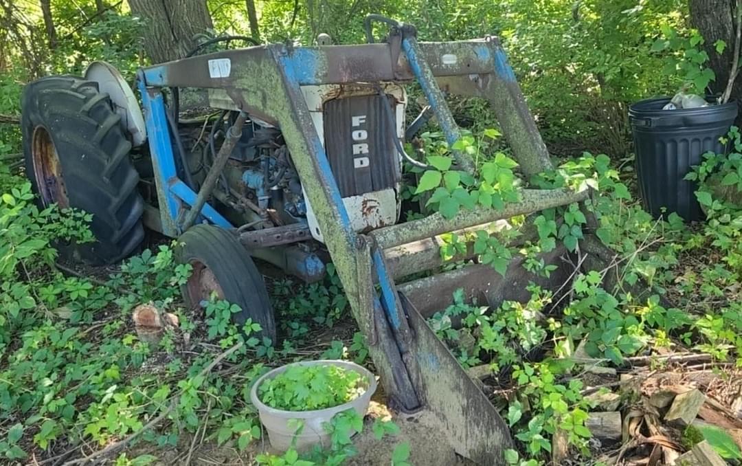 Image of Ford 4000 Image 0
