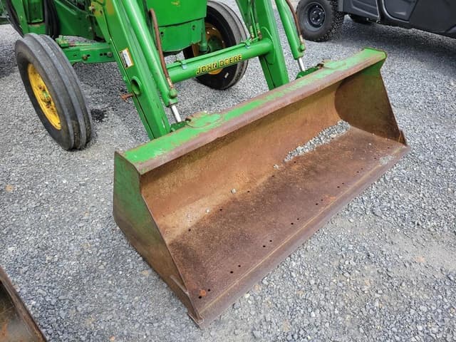 Image of John Deere 2040 equipment image 2