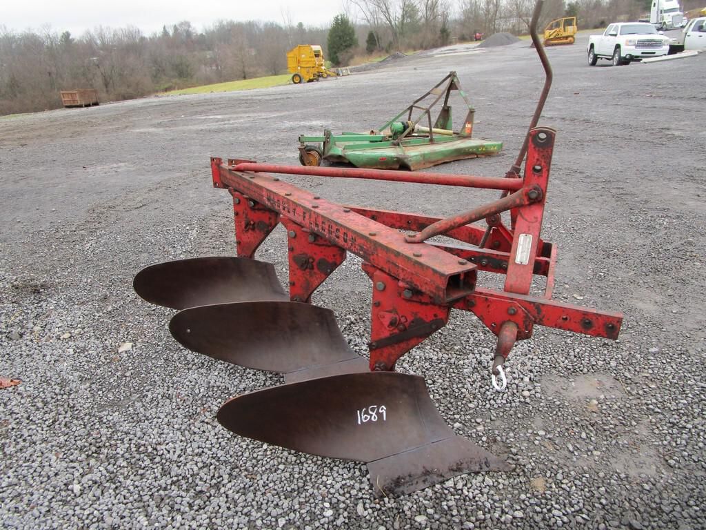 Main image Massey Ferguson 82