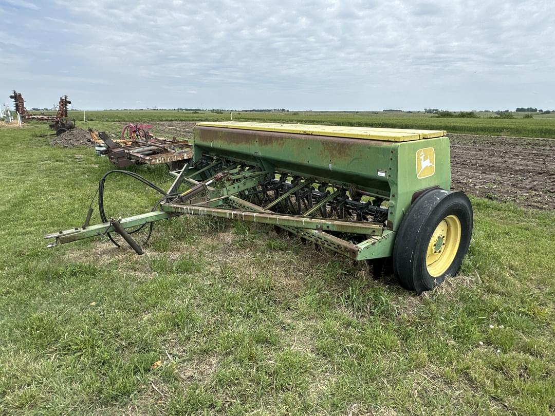 Image of John Deere 8300 Primary Image
