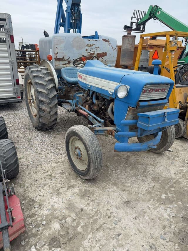 Image of Ford 3000 equipment image 1