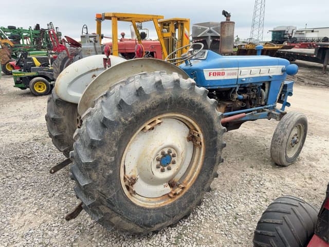 Image of Ford 3000 equipment image 2