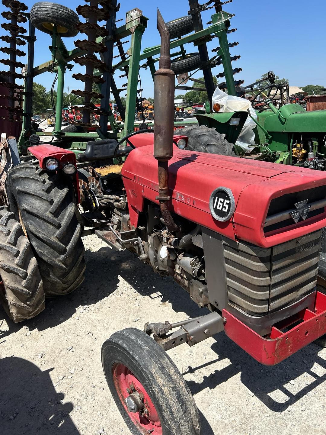 Image of Massey Ferguson 165 Primary image
