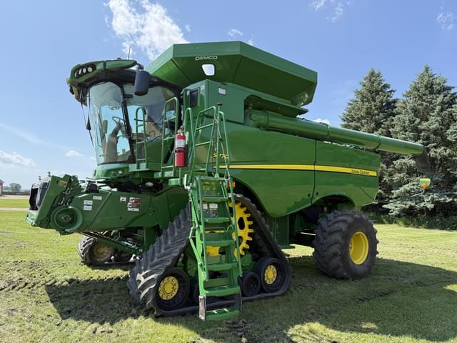 Image of John Deere S770 equipment image 3