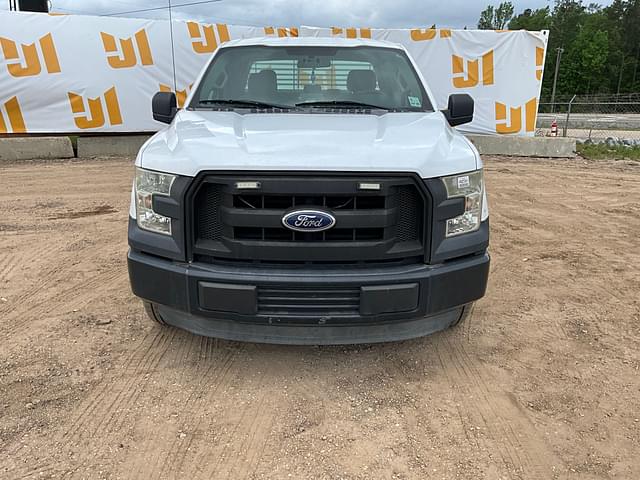 Image of Ford F-150 equipment image 1