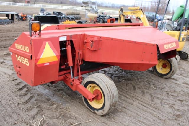Image of New Holland 1465 equipment image 2
