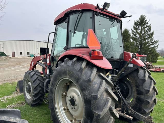 Image of Case IH Farmall 95 equipment image 2