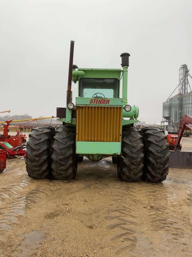 Image of Steiger Cougar equipment image 1