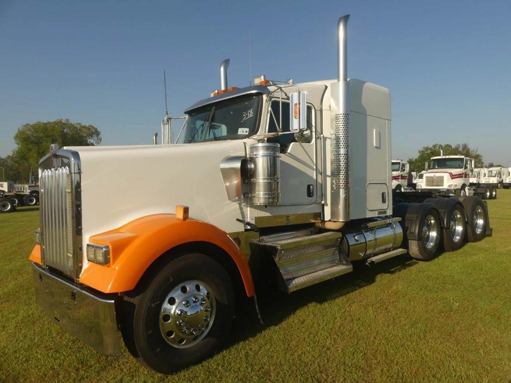 Image of Kenworth W900 Primary image