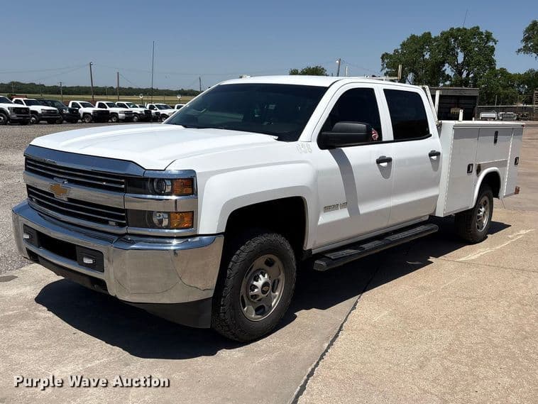 Image of Chevrolet Silverado Primary image