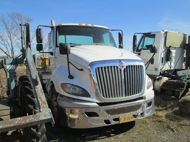 Image of International ProStar equipment image 1