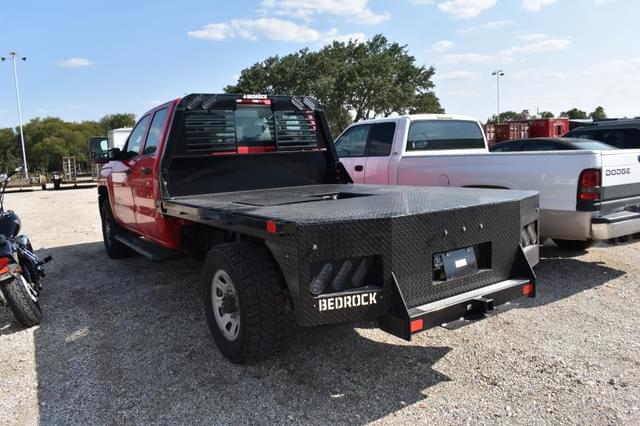 Image of Chevrolet 3500HD equipment image 3