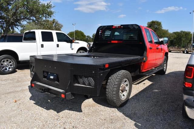Image of Chevrolet 3500HD equipment image 2