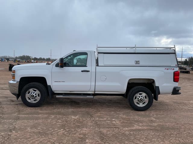 Image of Chevrolet 2500HD equipment image 1