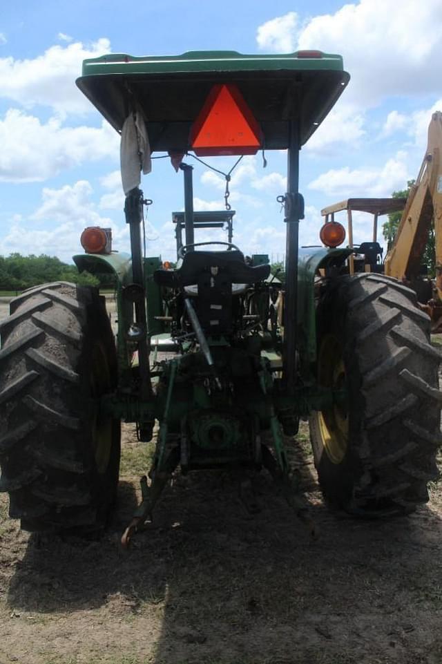 Image of John Deere 2750 equipment image 3