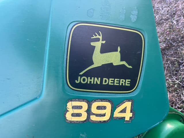Image of John Deere 894 equipment image 1