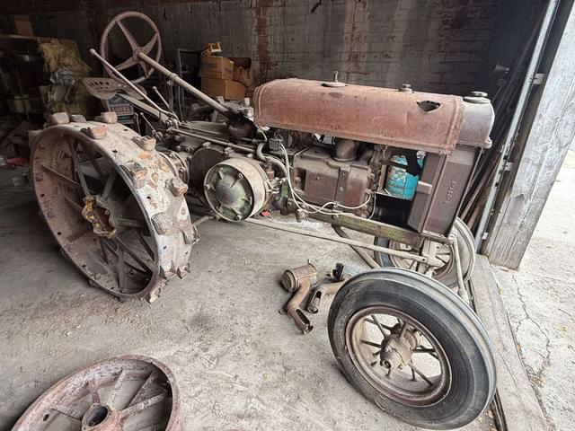 Image of John Deere GP equipment image 1