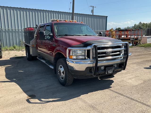 Image of Ford F-350 equipment image 2