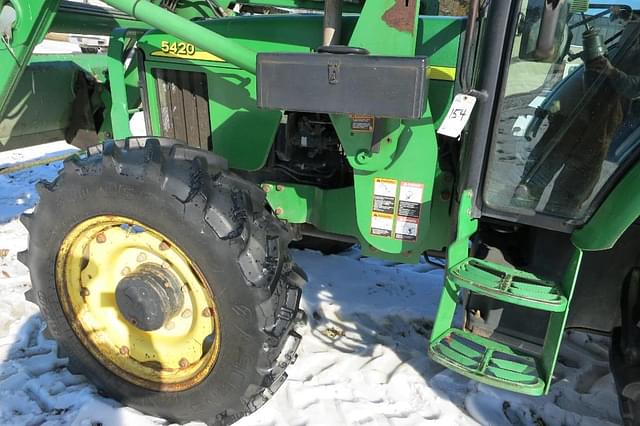 Image of John Deere 5420 equipment image 4