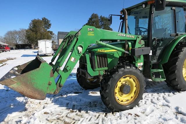 Image of John Deere 5420 equipment image 1