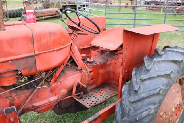 Image of Allis Chalmers D17 equipment image 3