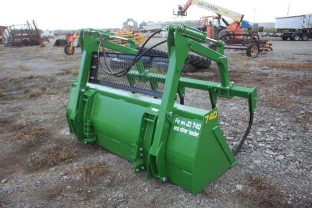 Main image  Industrias America 740