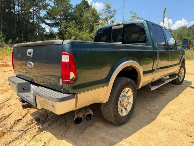 Image of Ford F-250 equipment image 4