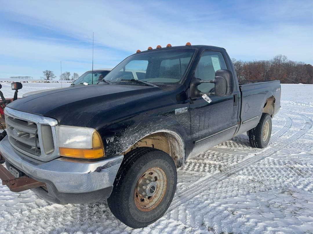 Image of Ford F-350 Primary image