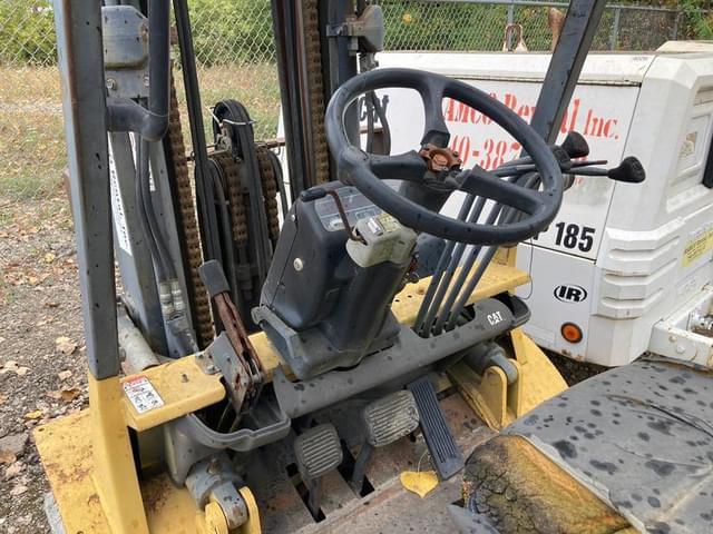 Image of Caterpillar GP30K equipment image 2