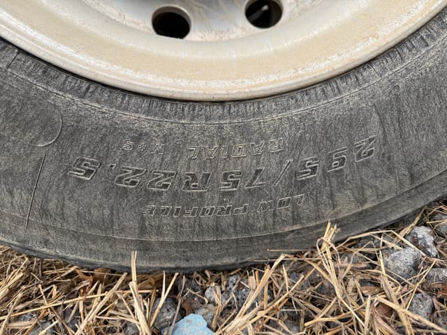 Image of Freightliner Cascadia equipment image 4