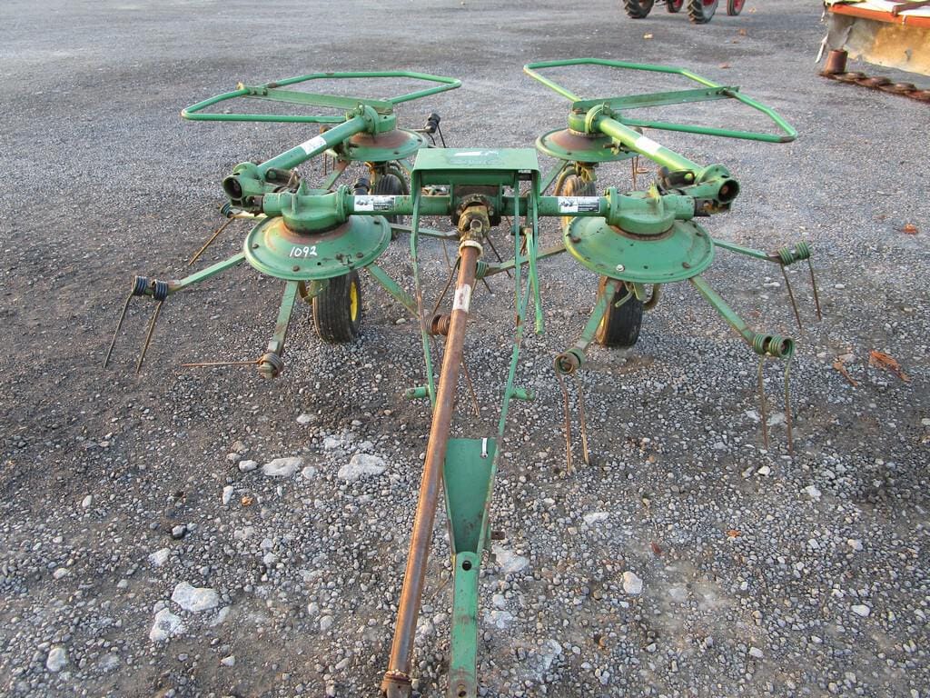 Main image John Deere 752