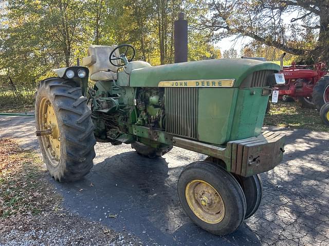 Image of John Deere 3020 equipment image 2