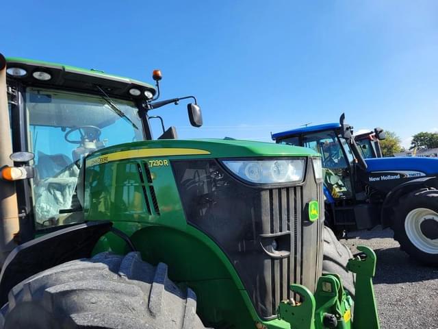 Image of John Deere 7230R equipment image 2
