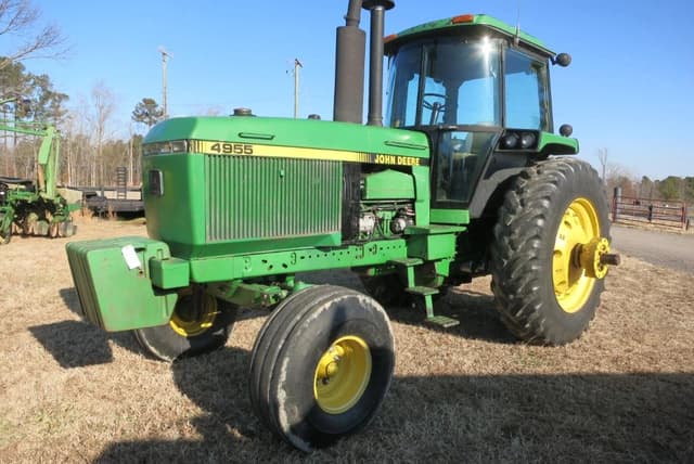 Image of John Deere 4955 equipment image 1