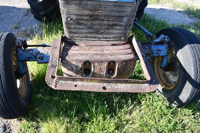 Image of Ford 4000 equipment image 1