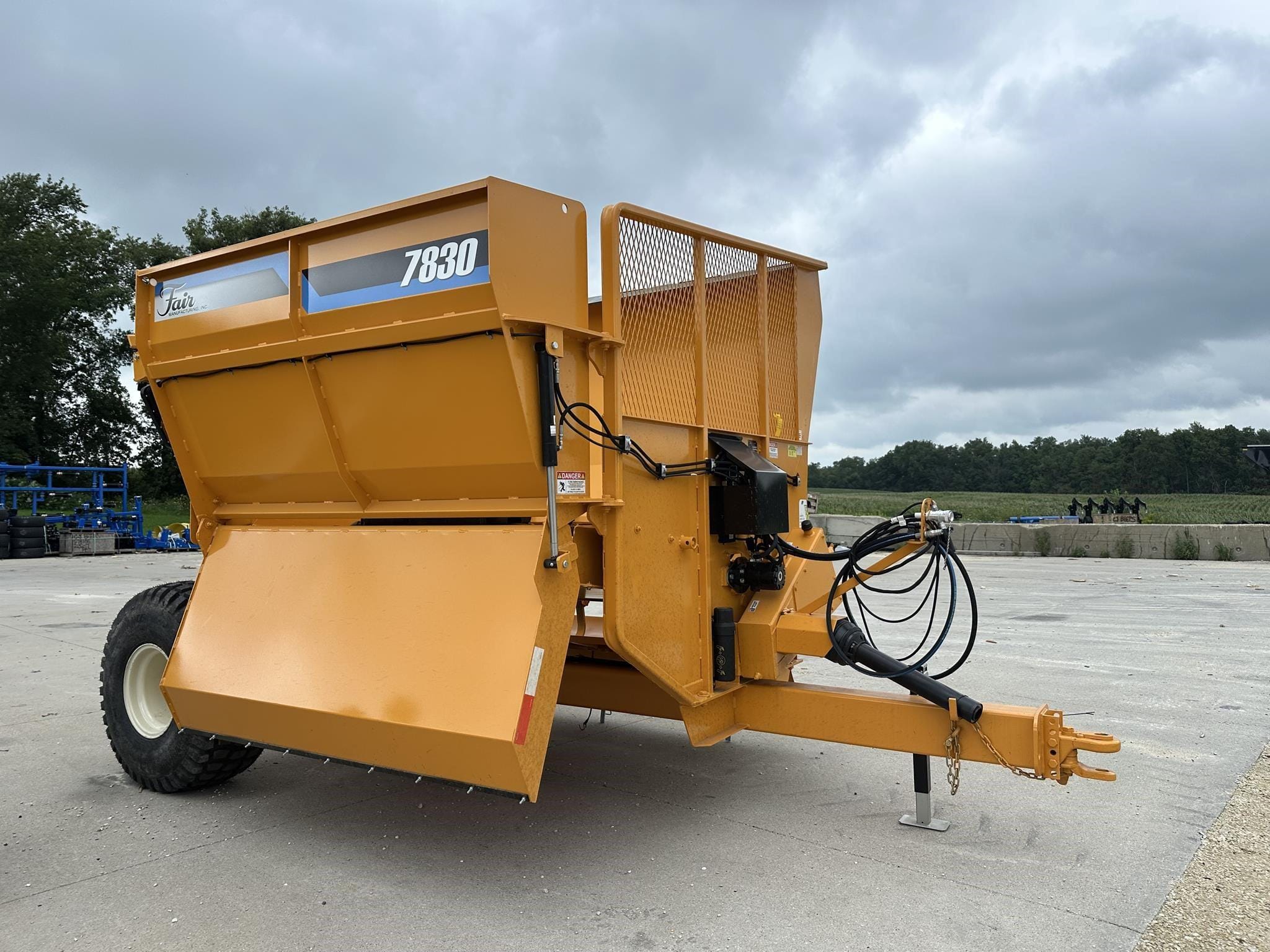 Fair Manufacturing 7830 Equipment Image0