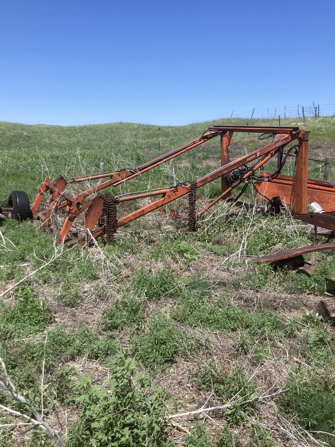 Image of Farmhand F25 Primary image