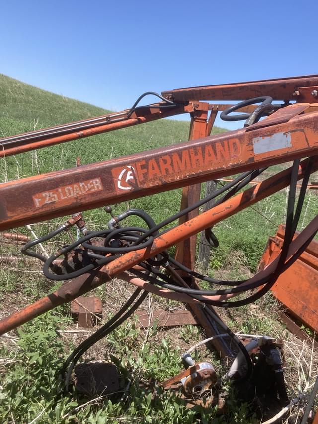 Image of Farmhand F25 equipment image 1