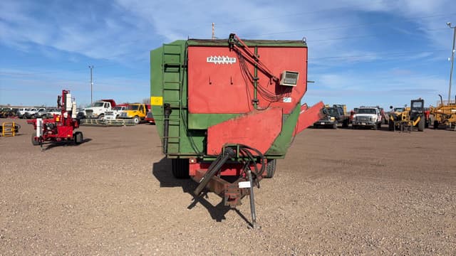 Image of Farm Aid 550 equipment image 1
