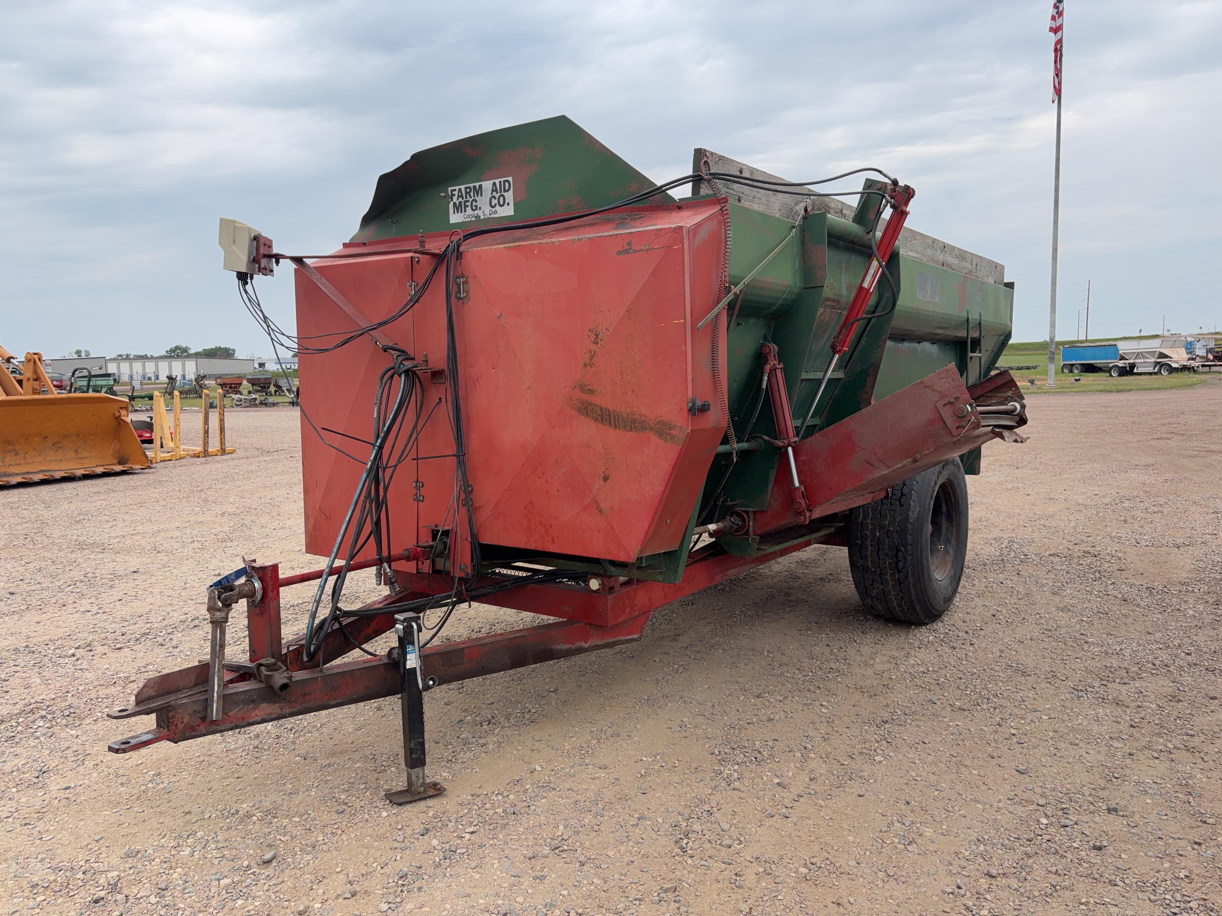 Farm Aid 430 Equipment Image0