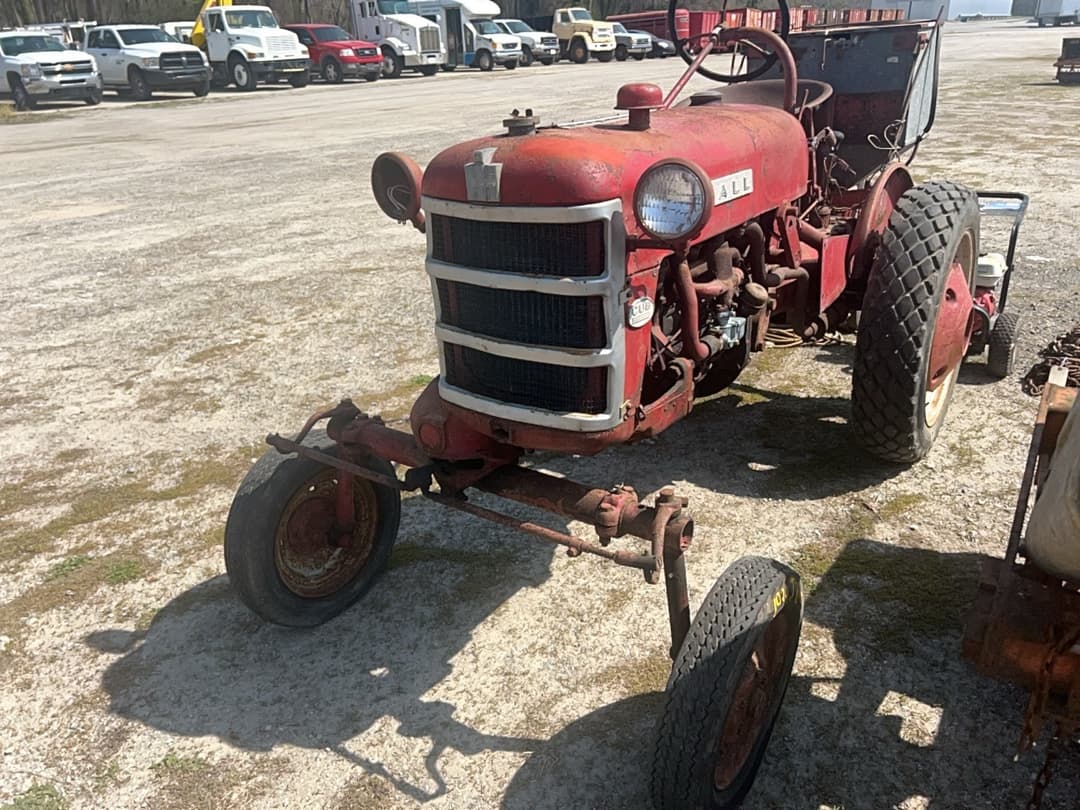 Image of Farmall Cub Primary image