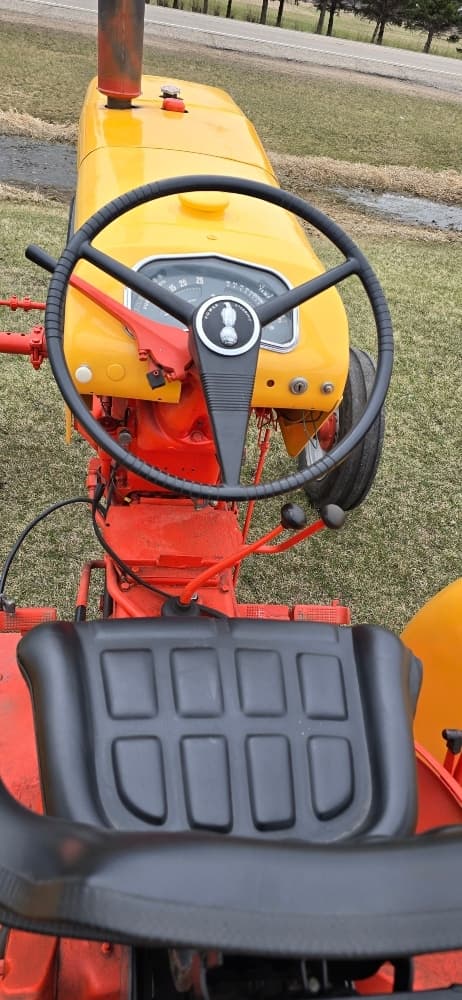 Image of Case 530 equipment image 3