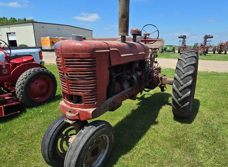 Image of Farmall M Primary image