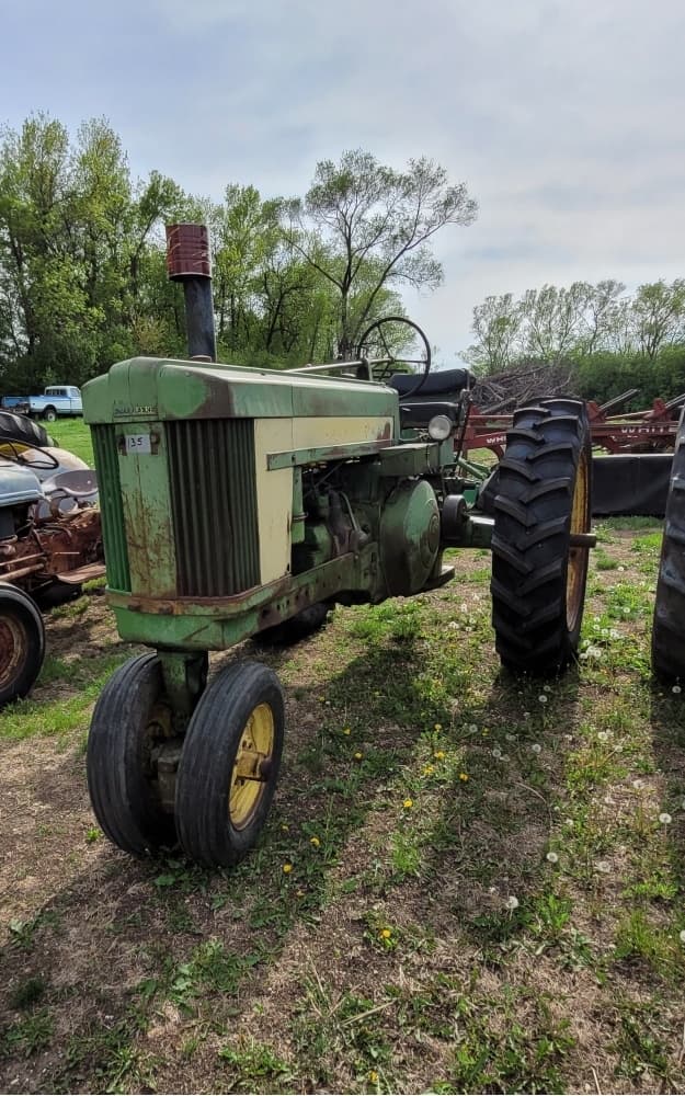 Image of John Deere 60 equipment image 2