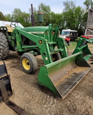 John Deere 4020 Image