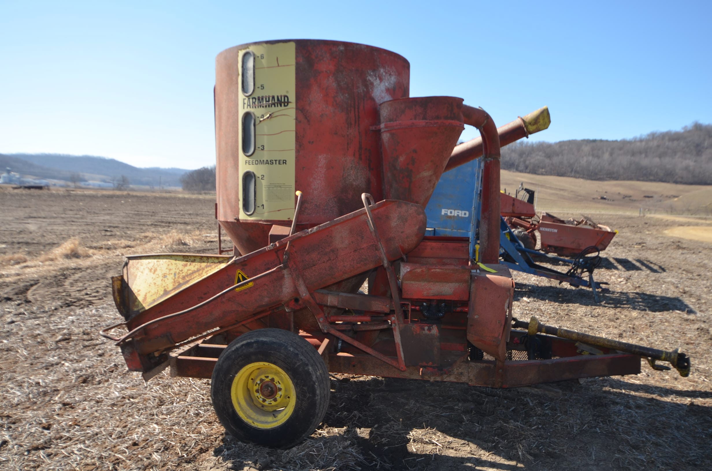 Main image Farmhand 815